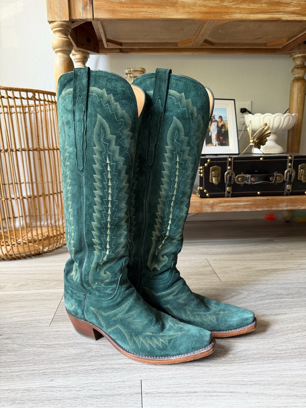 Lucchese Priscilla Suede - Emerald Green Suede N4975 Size 8.5B